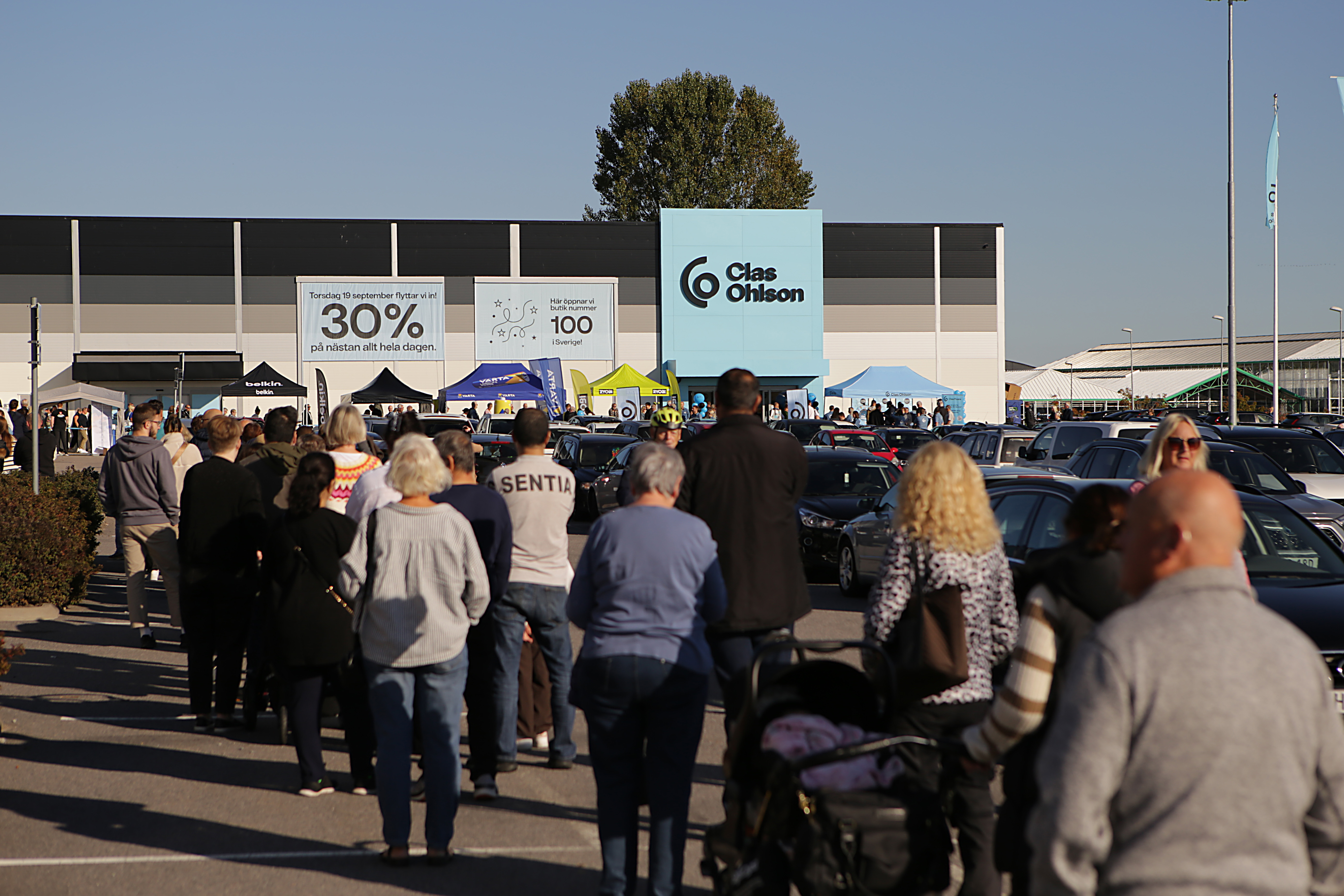 Clas Ohlson: Försäljningen steg 19 procent i september – e-handeln växer snabbare än butikerna