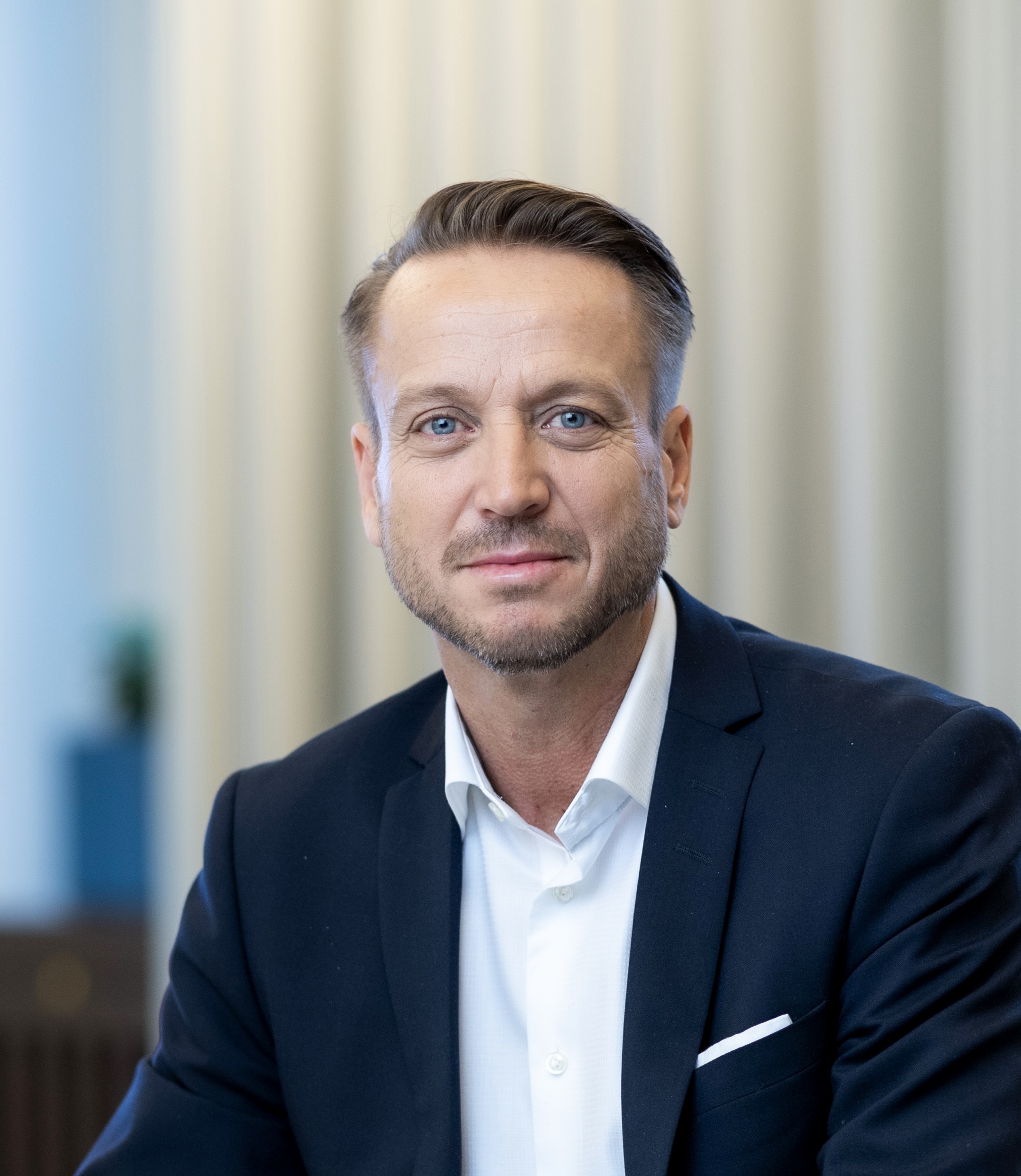 Dennis Helfridsson blir ny vd för Ahlsell Sverige
